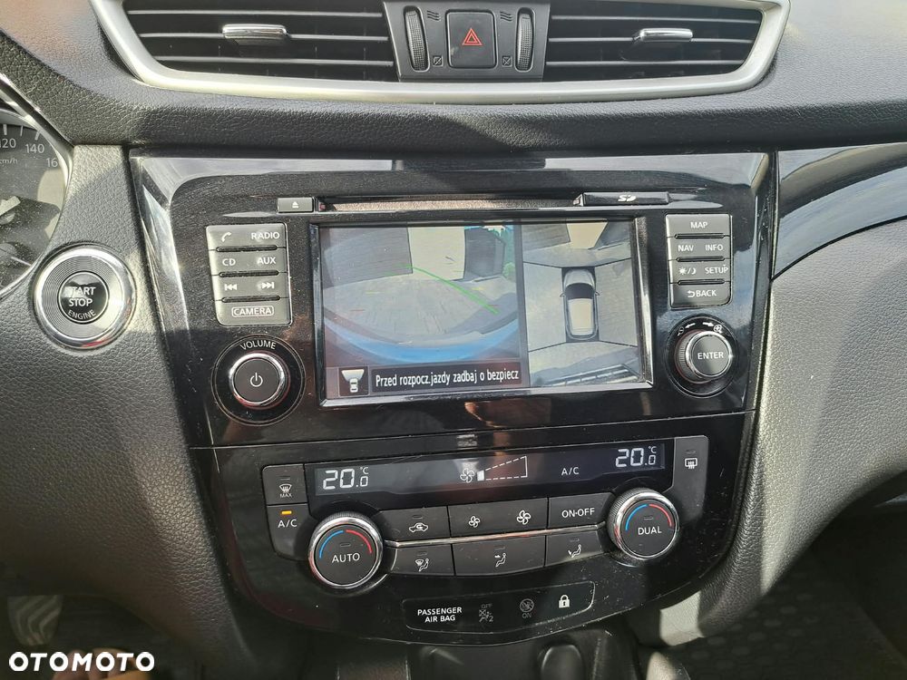 Nissan Qashqai 1.5 dCi N-Connecta - 9