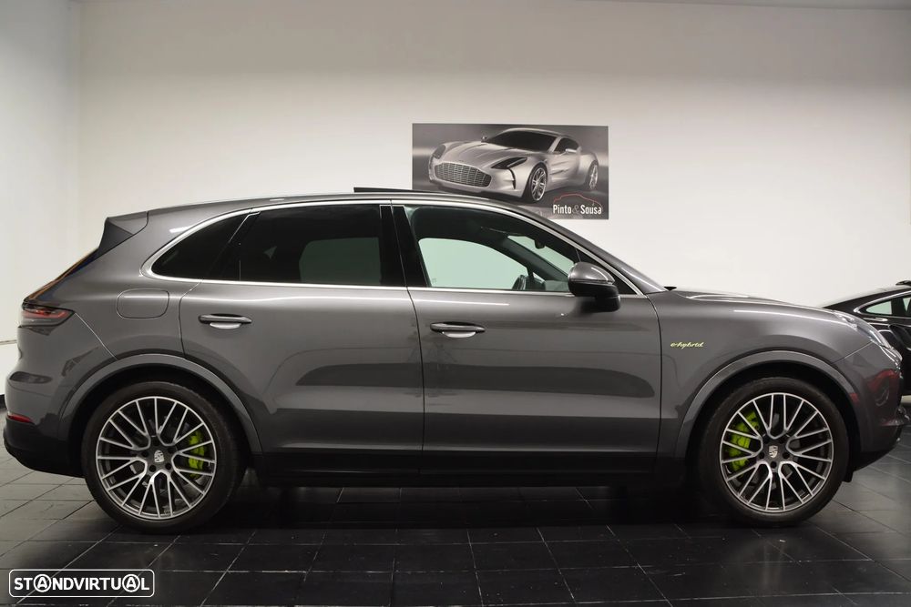 Porsche Cayenne E-Hybrid - 13