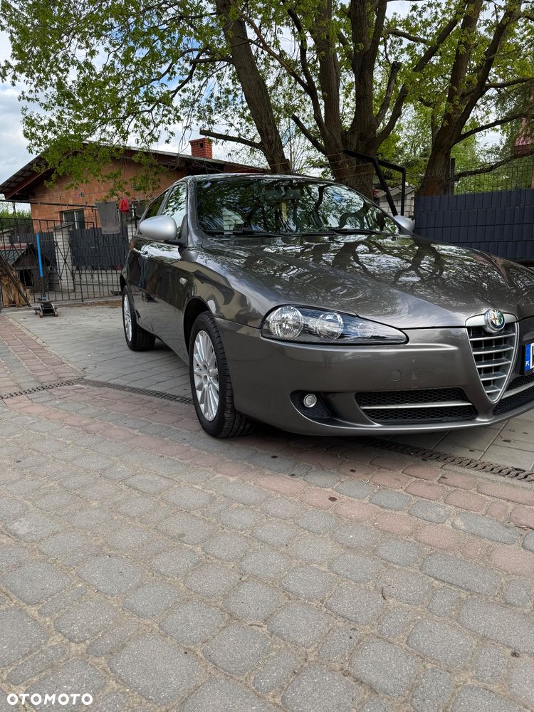 Alfa Romeo 147 1.9 JTD 16V M-Jet Progression - 8