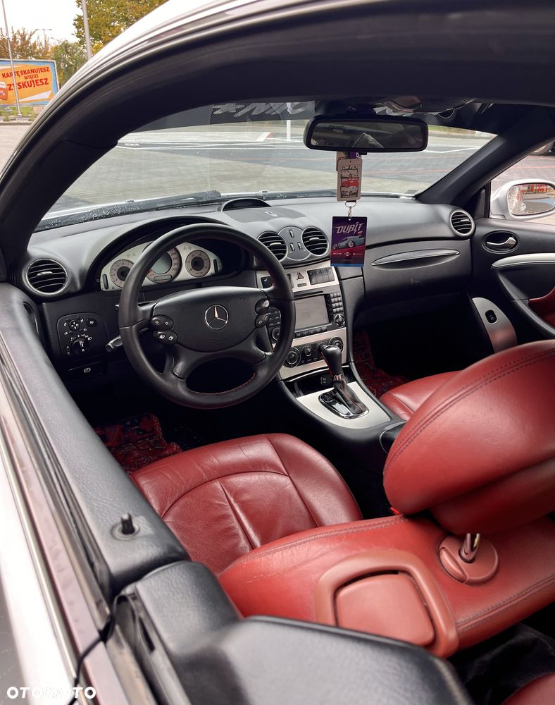 Mercedes-Benz CLK - 6