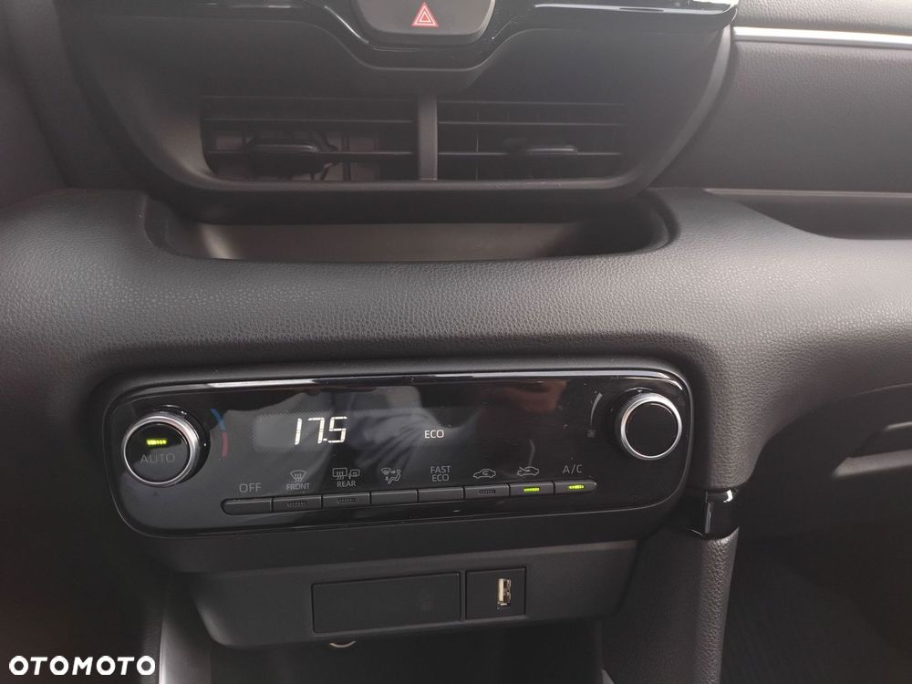 Toyota Yaris Hybrid 1.5 Comfort - 25