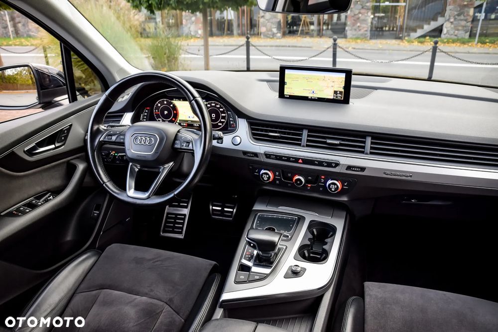 Audi Q7 - 28