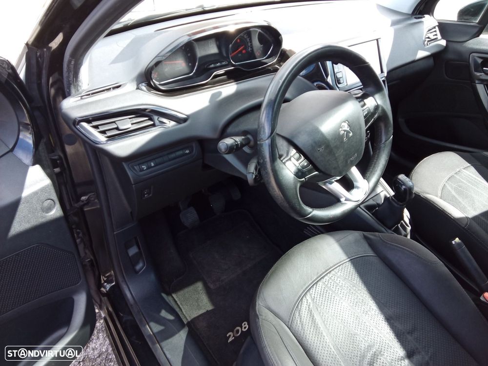 Peugeot 208 1.4 HDi Active - 11