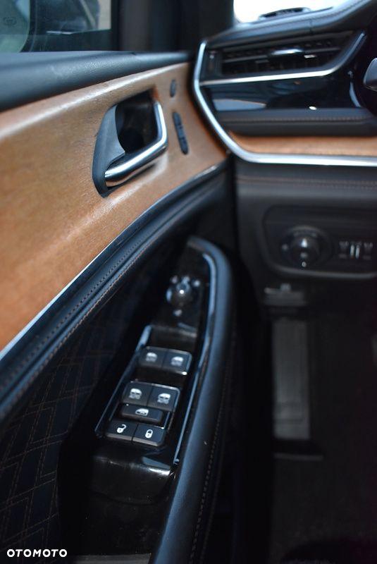 Jeep Grand Cherokee 3.6 V6 Limited - 29