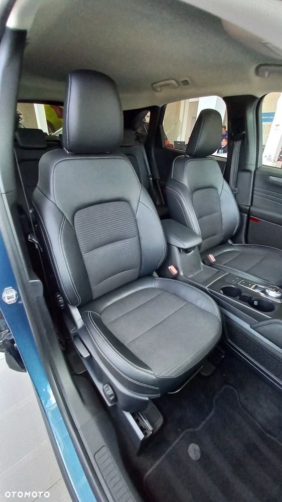 Ford Kuga 2.5 FHEV FWD Titanium X - 22