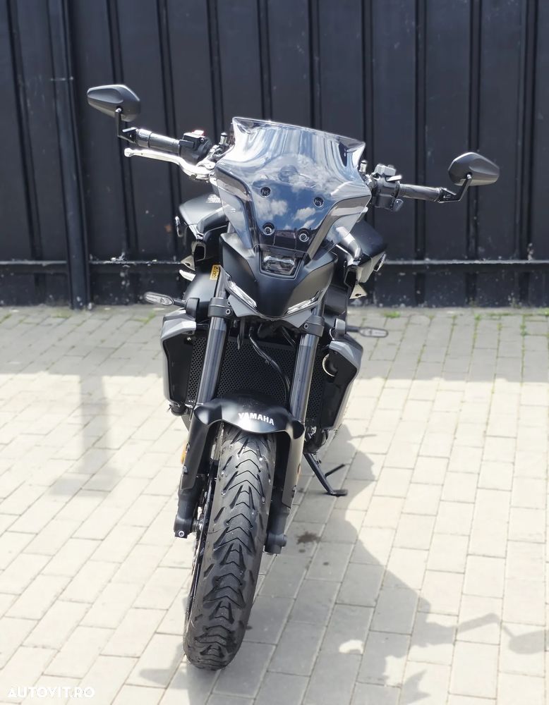 Yamaha MT-09 - 9