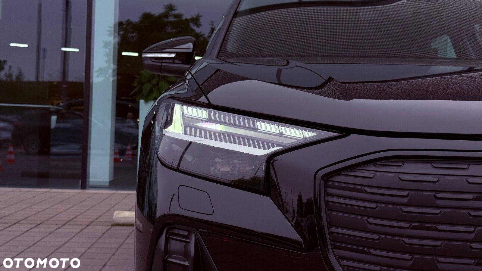 Audi Q4 e-tron - 5