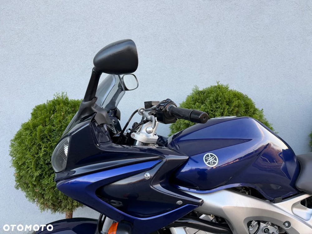 Yamaha FZ - 40