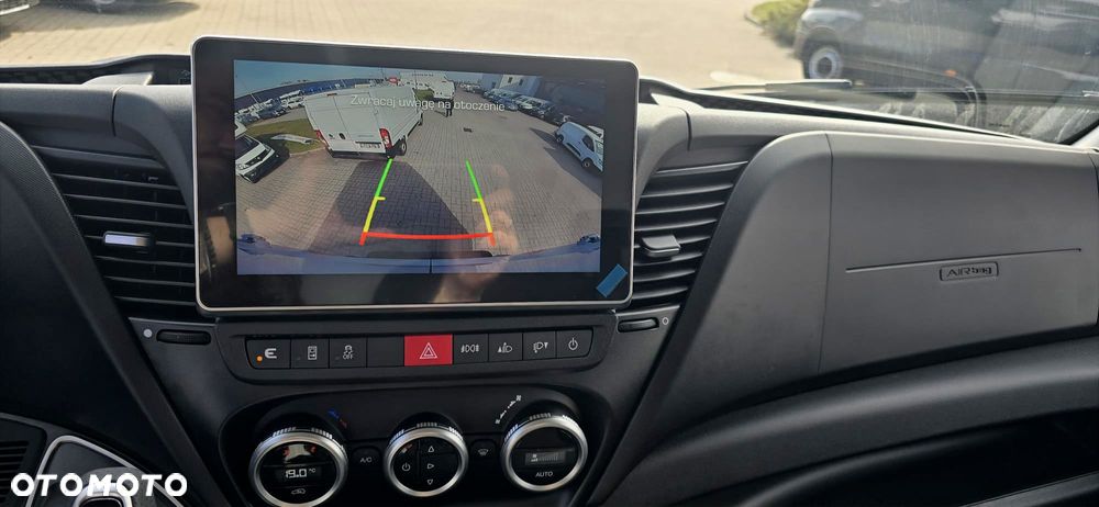 Iveco 35S18A8V 16M3 AUTOMAT - 13