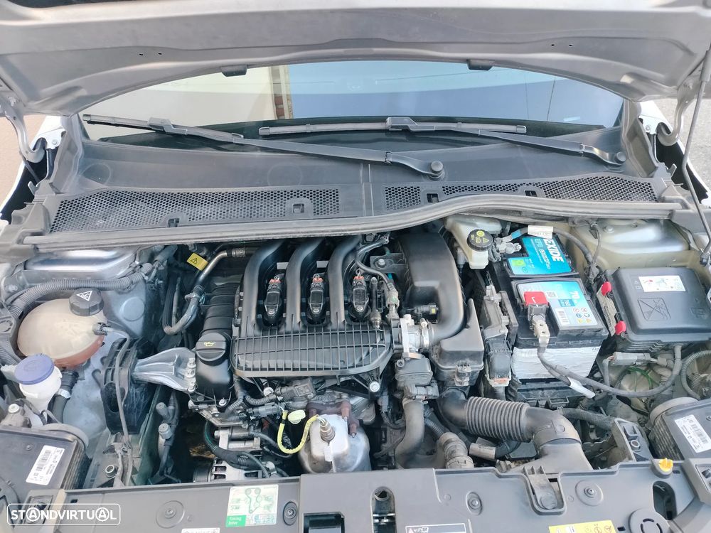 Peugeot 208 1.2 PureTech Active - 6