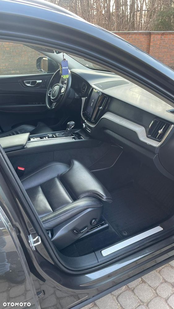 Volvo XC 60 ver-d4-scr-awd-inscription - 13