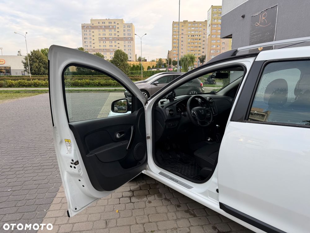 Dacia Logan 0.9 TCe Laureate S&S - 18