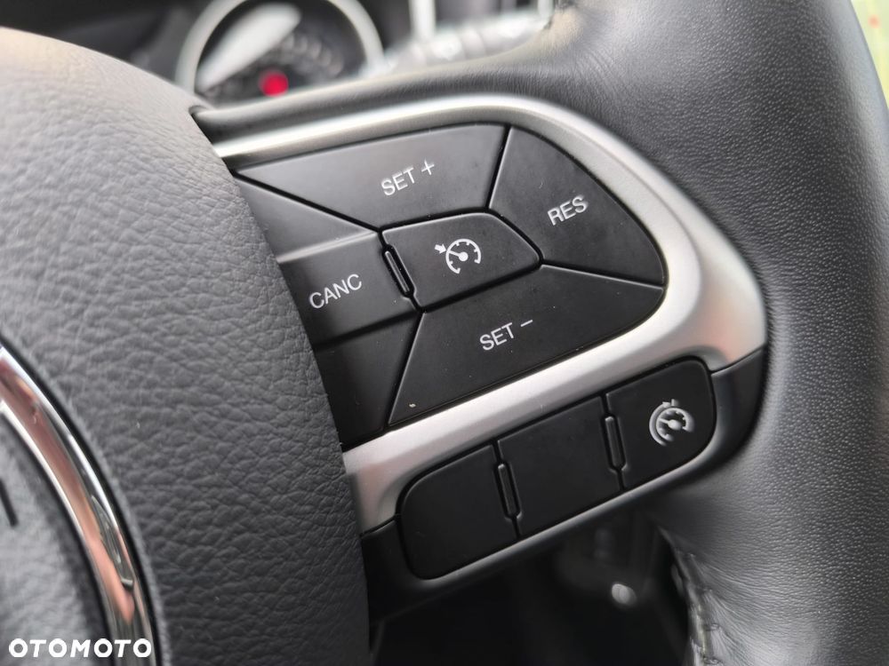 Jeep Compass 1.4 TMair Night Eagle FWD S&S - 31