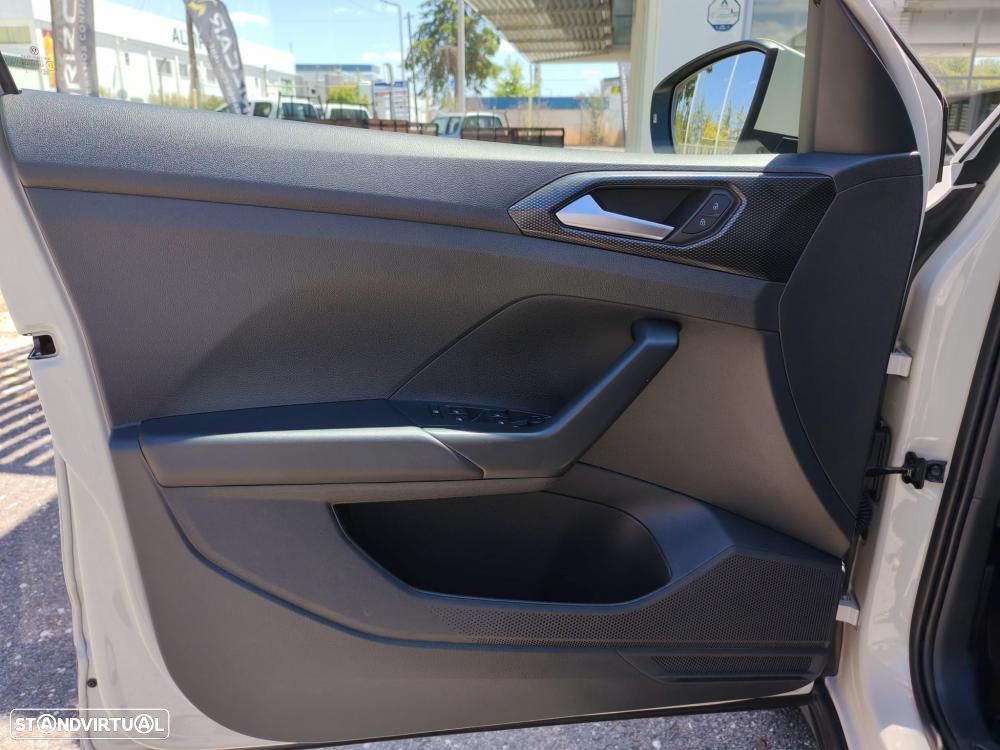 VW T-Cross 1.0 TSI BlackStyle - 12