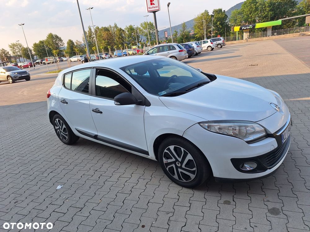 Renault Megane dCi 90 FAP Paris - 12