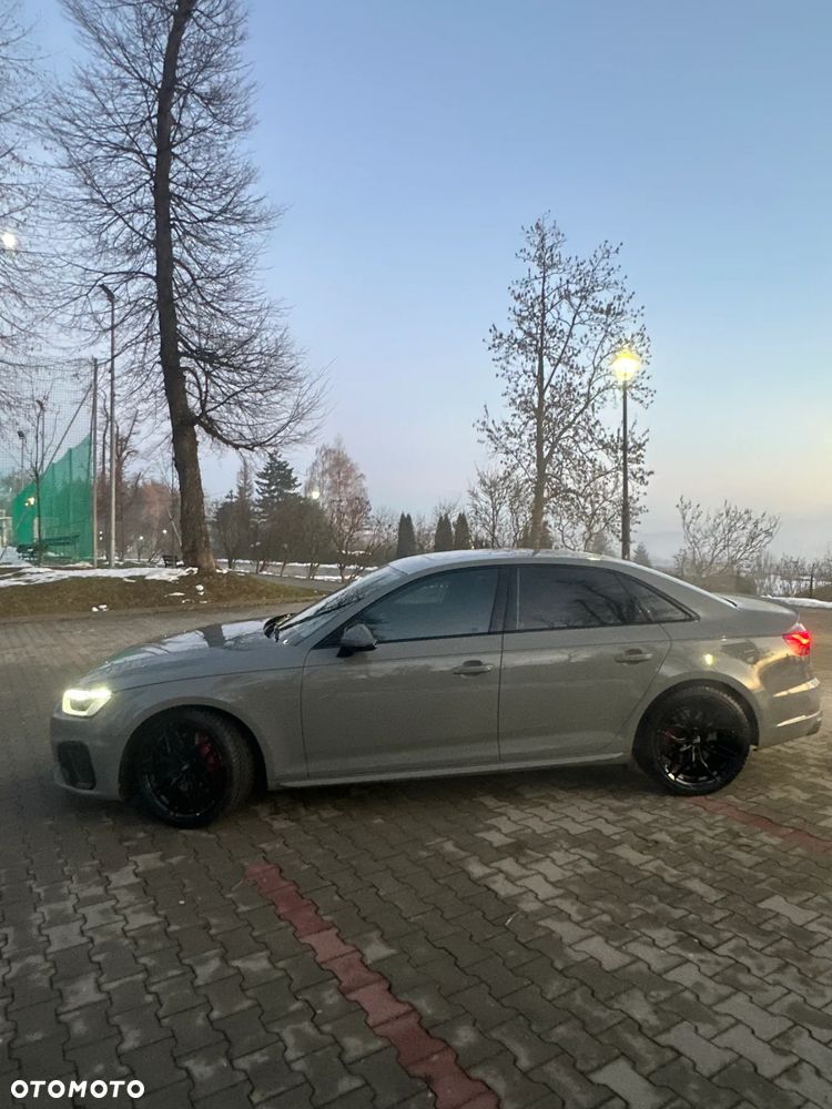 Audi S4 Limousine - 8