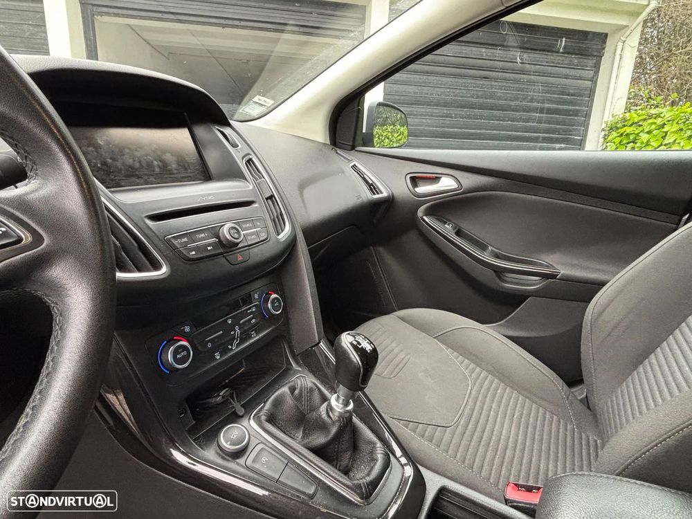 Ford Focus SW 1.5 TDCi Titanium - 6