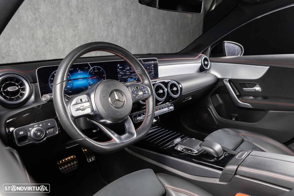 Mercedes-Benz CLA 180 - 9
