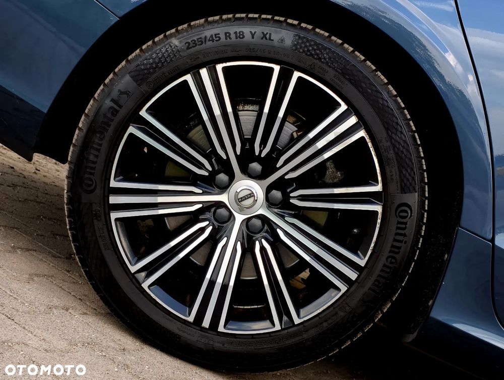 Volvo V60 T8 AWD Twin Engine Geartronic Inscription - 28
