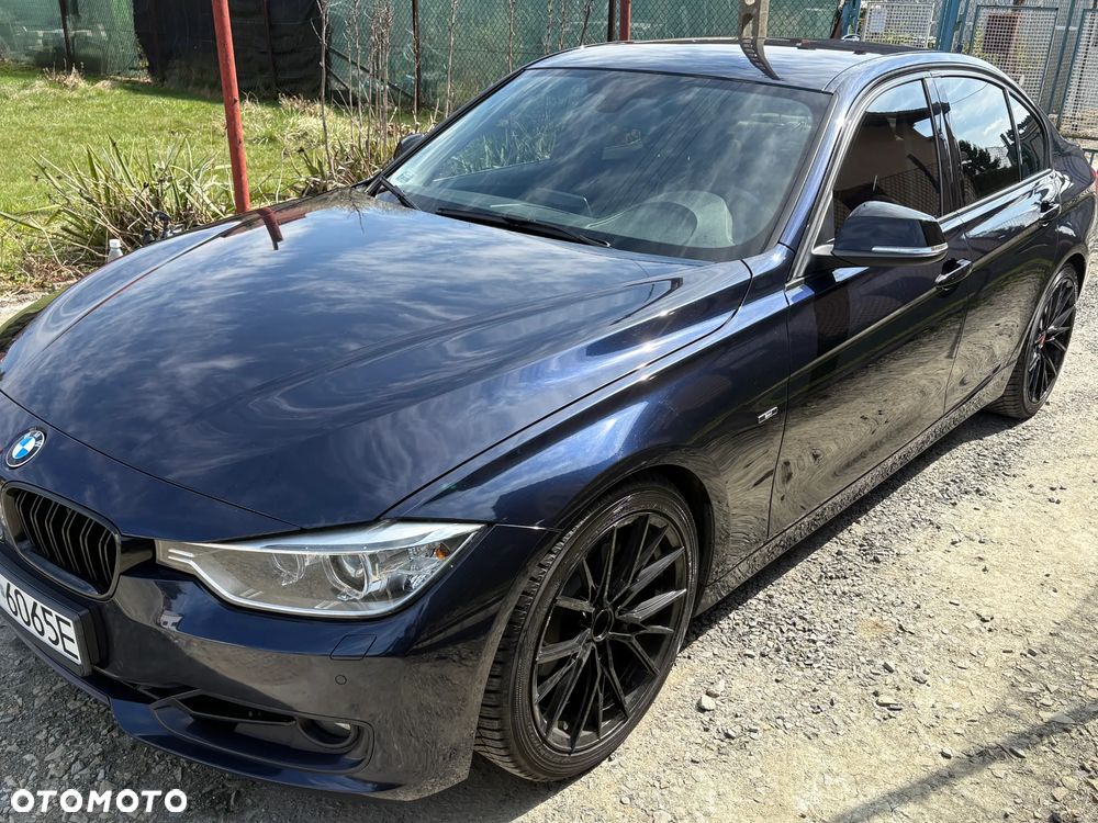 BMW Seria 3 320i Sport Line - 3