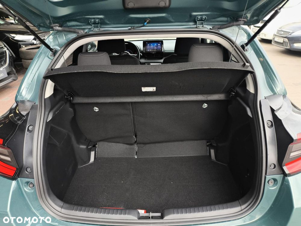 Toyota Yaris Hybrid 1.5 Style - 9