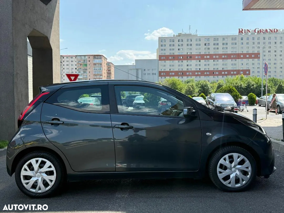 Toyota Aygo 1.0 VVY-I 5 usi X-style - 16