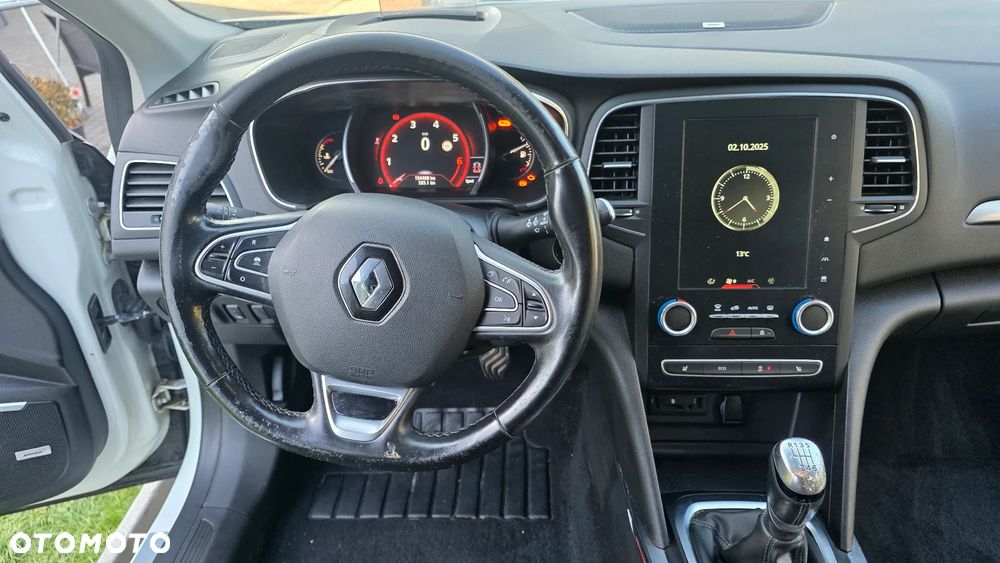 Renault Megane Grandtour ENERGY TCe 130 BOSE EDITION - 28