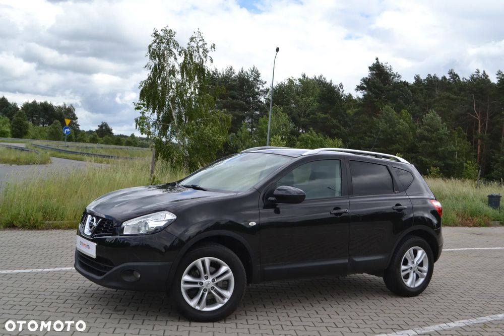 Nissan Qashqai - 2