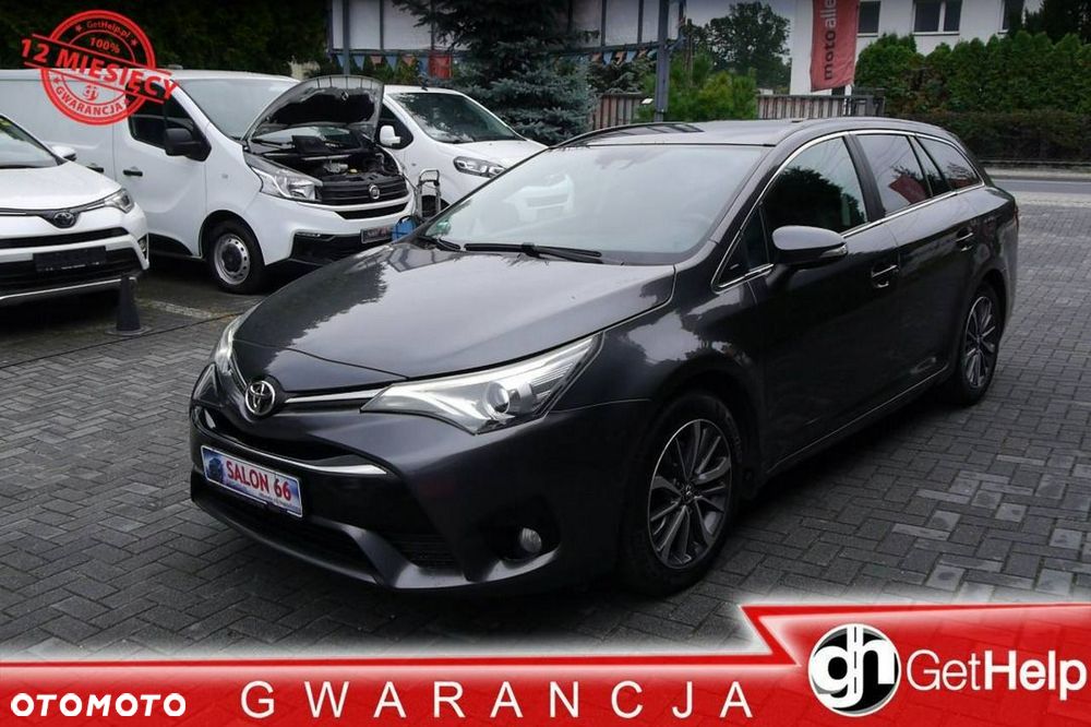 Toyota Avensis 2.0 D-4D Premium - 2
