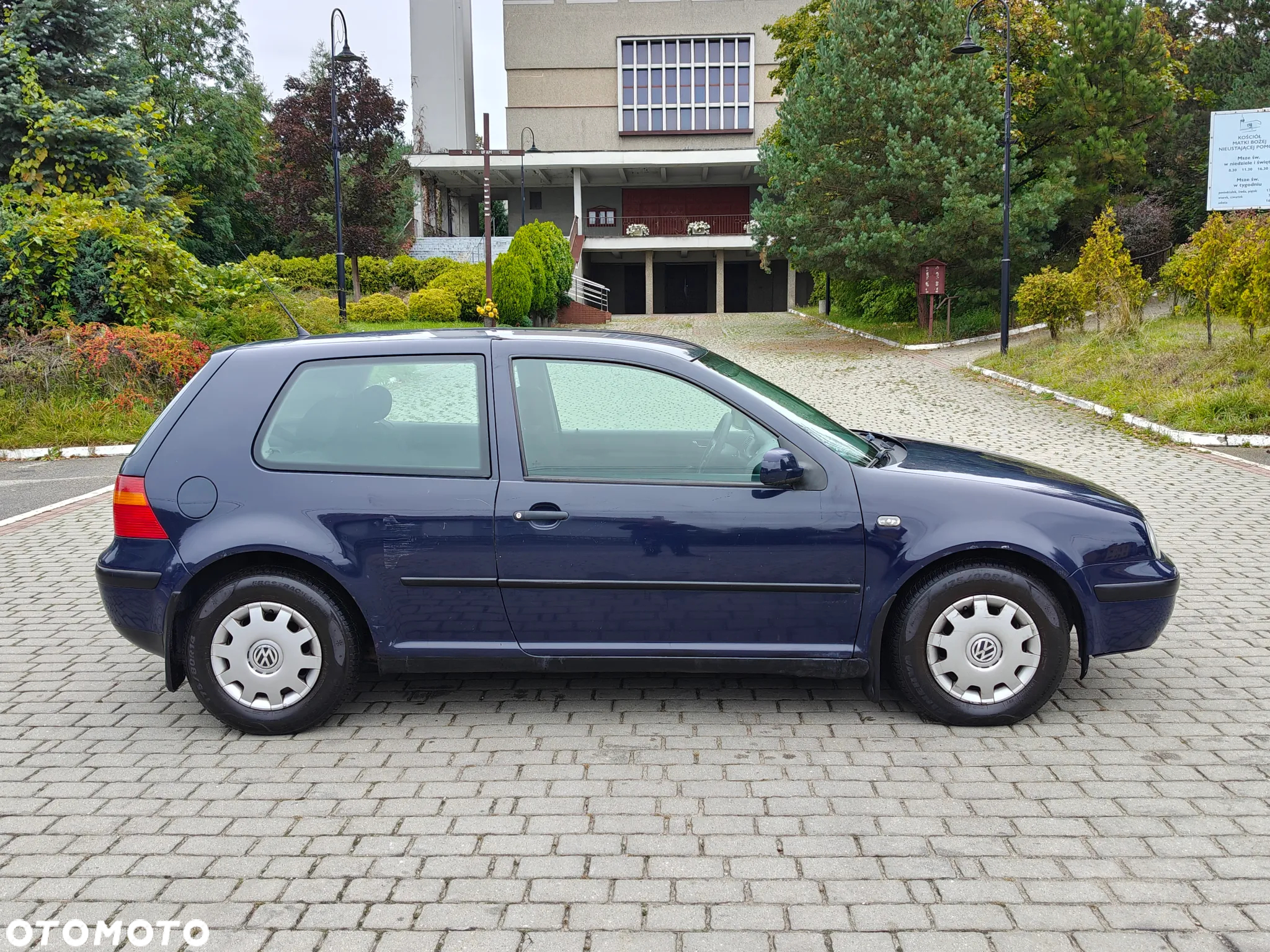 Volkswagen Polo 1.4 16V Basis - 2