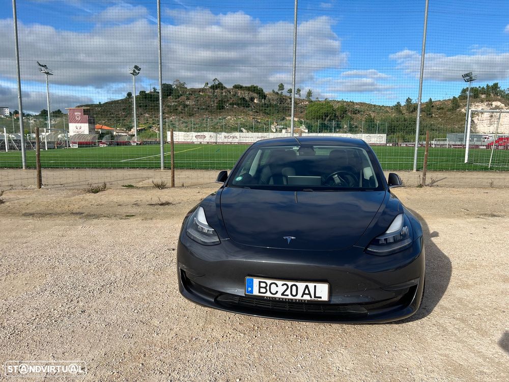 Tesla Model 3 - 14