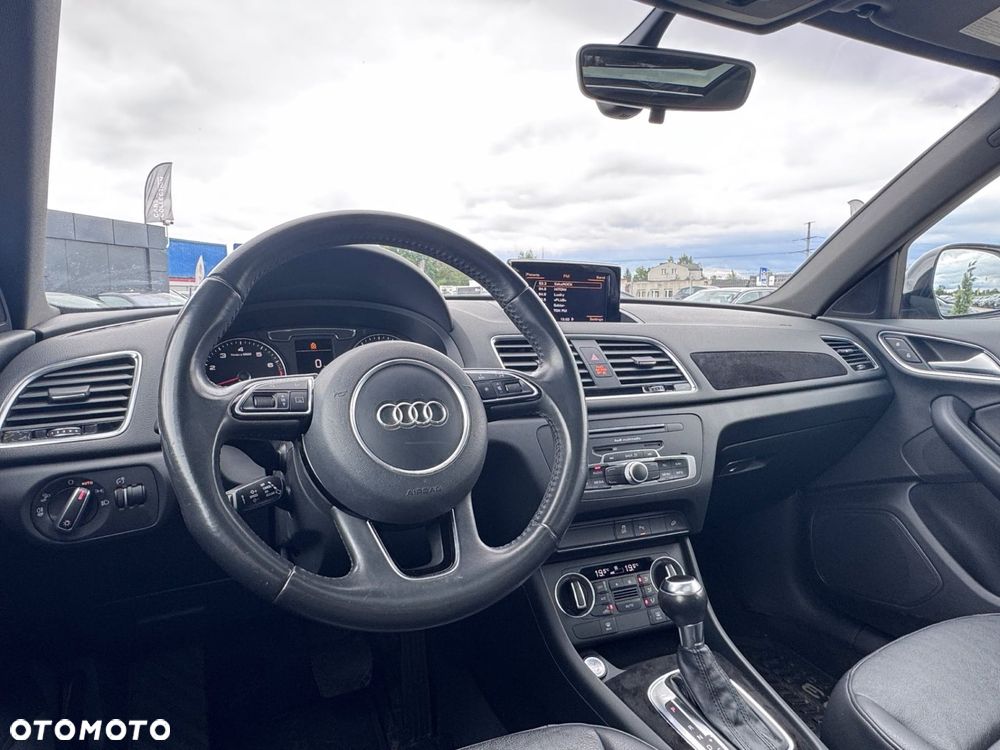 Audi Q3 2.0 TFSI Quattro S tronic design - 17