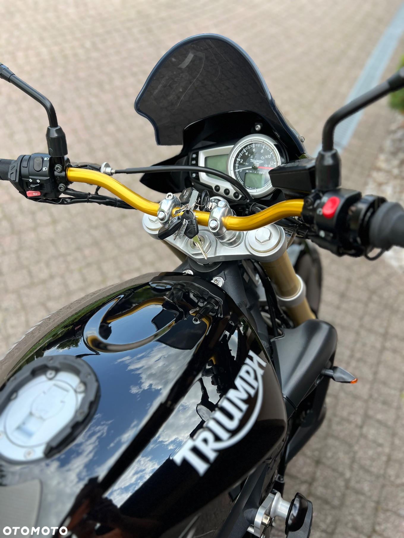Triumph Street Triple - 27