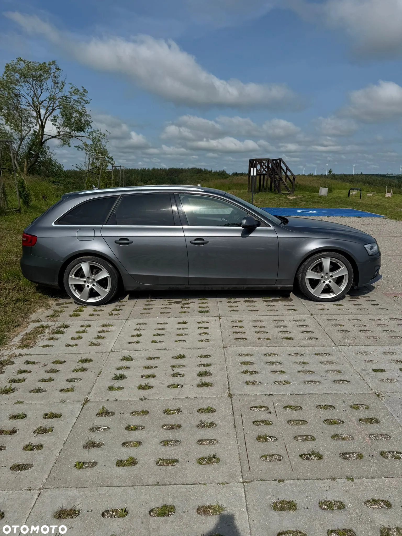 Audi A4 Avant 2.0 TDI DPF Ambition - 16