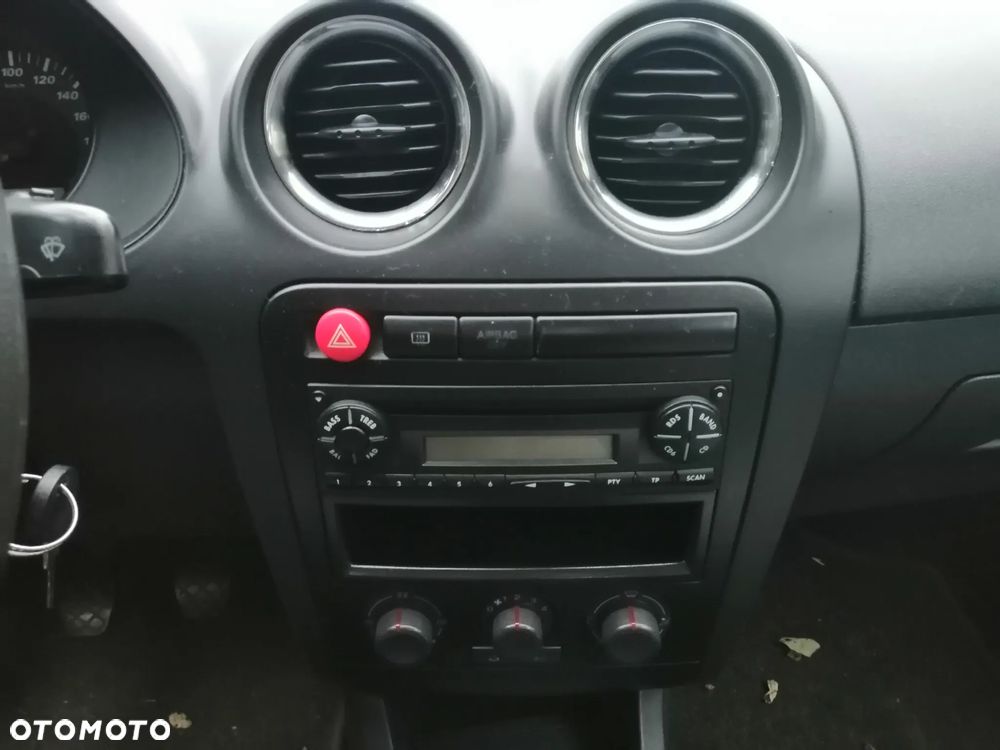 Seat Ibiza - 11