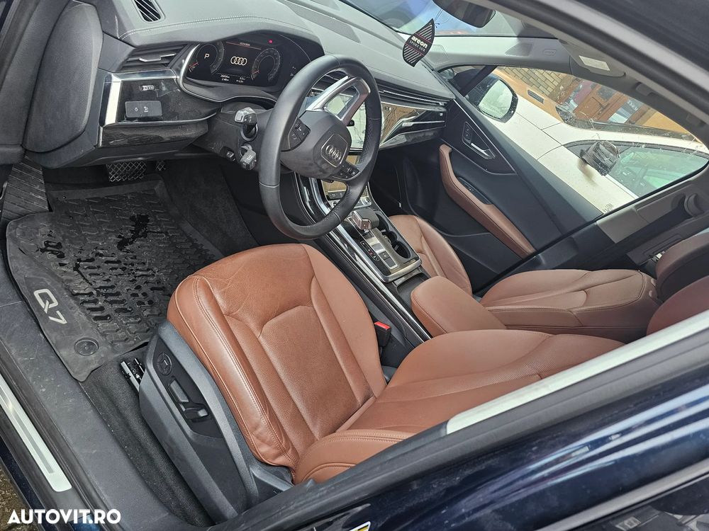 Audi Q7 55 TFSI quattro Tiptronic MHEV S Line - 8