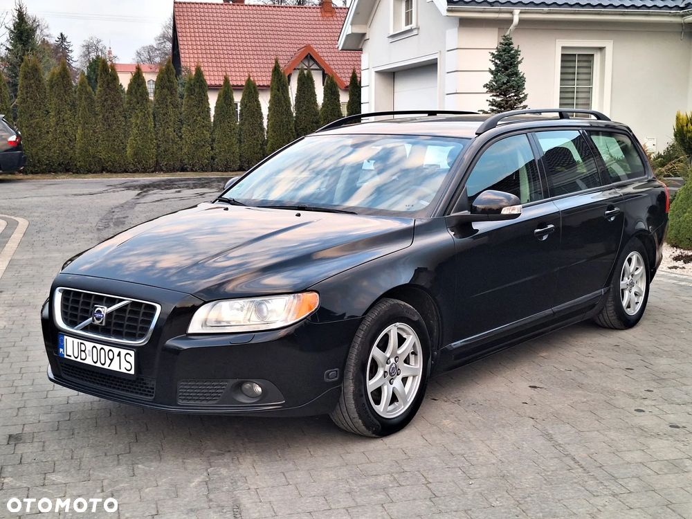 Volvo V70 - 1