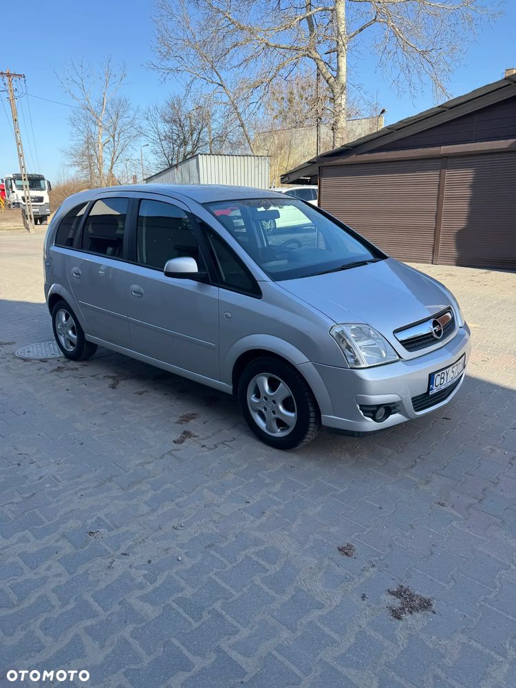 Opel Meriva - 9