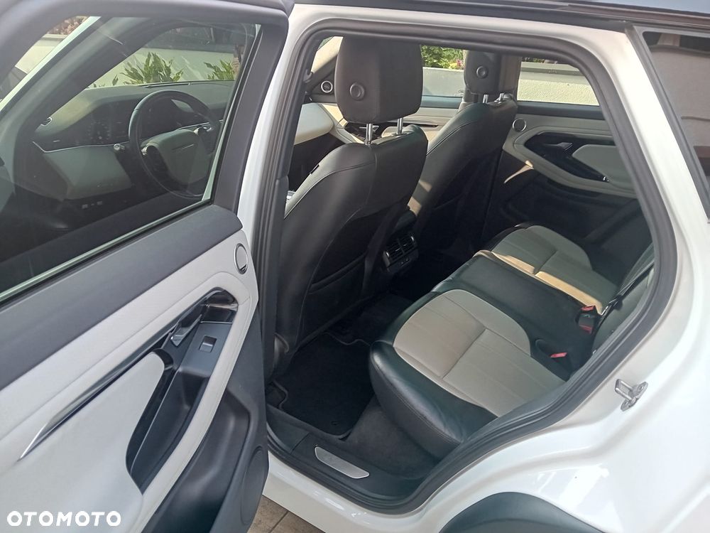 Land Rover Range Rover Evoque - 24