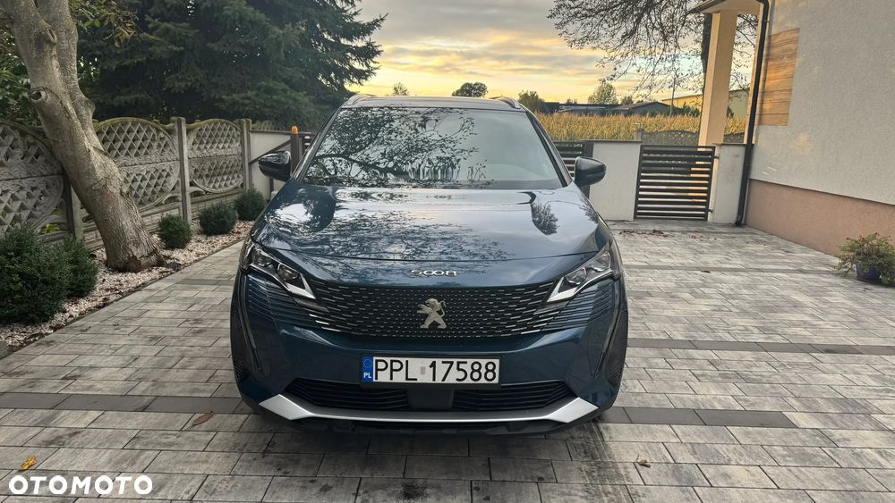 Peugeot 5008 - 5