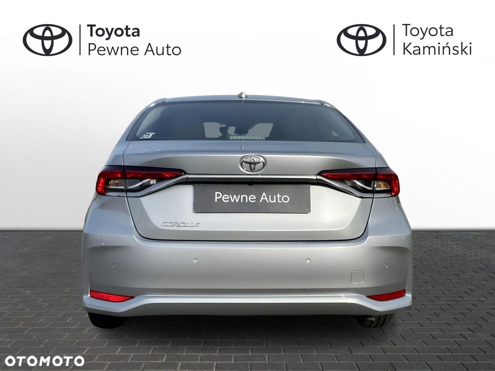 Toyota Corolla - 4