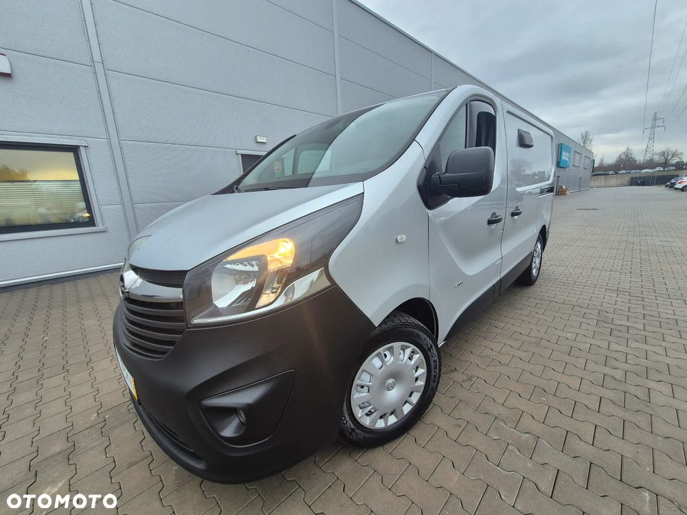 Opel Vivaro - 32