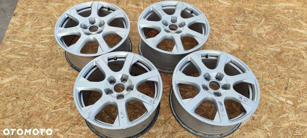 FELGA FELGI AUDI A4 A5 Q5 8J R17 ET39 8R0601025G - 1
