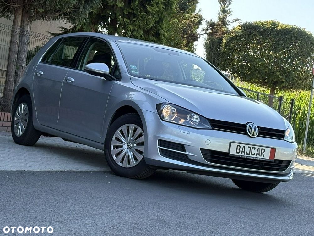 Volkswagen Golf - 3