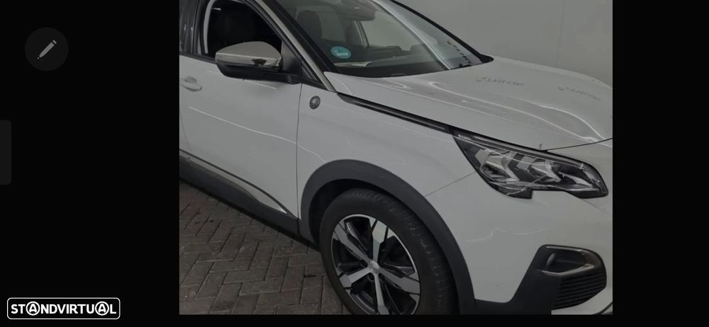 Peugeot 3008 PureTech 130 Stop & Start GPF EAT8 Crossway - 1