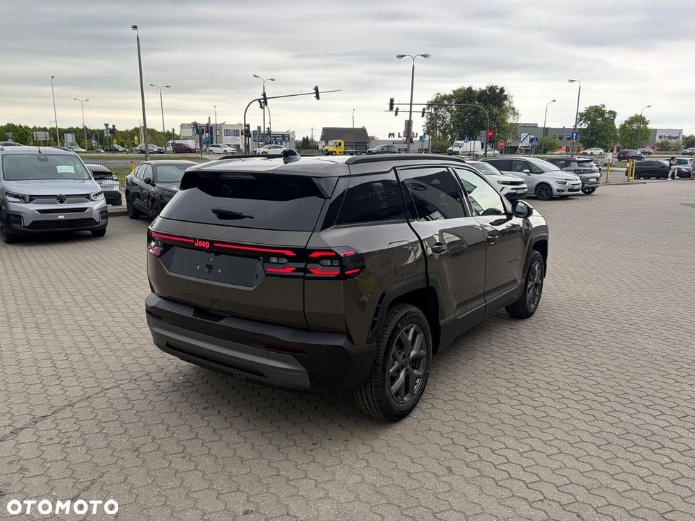 Jeep Compass - 2