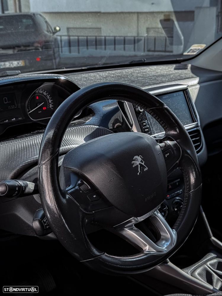 Peugeot 2008 1.6 BlueHDi Allure - 8