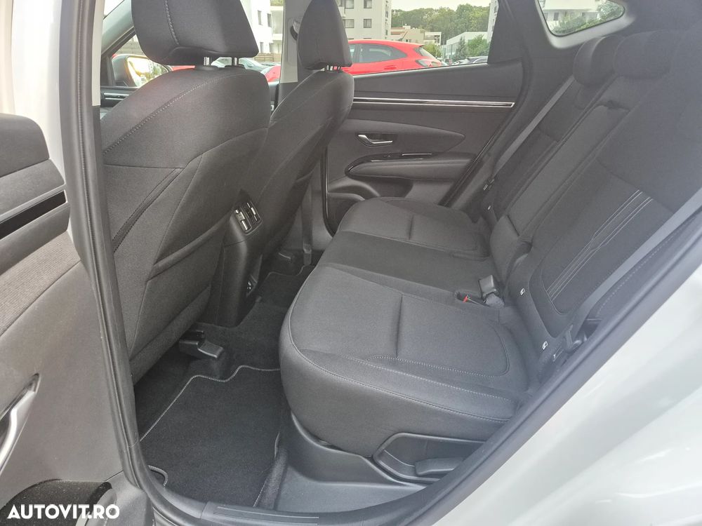 Hyundai Tucson 1.6 T-GDi HEV 2WD Select - 18