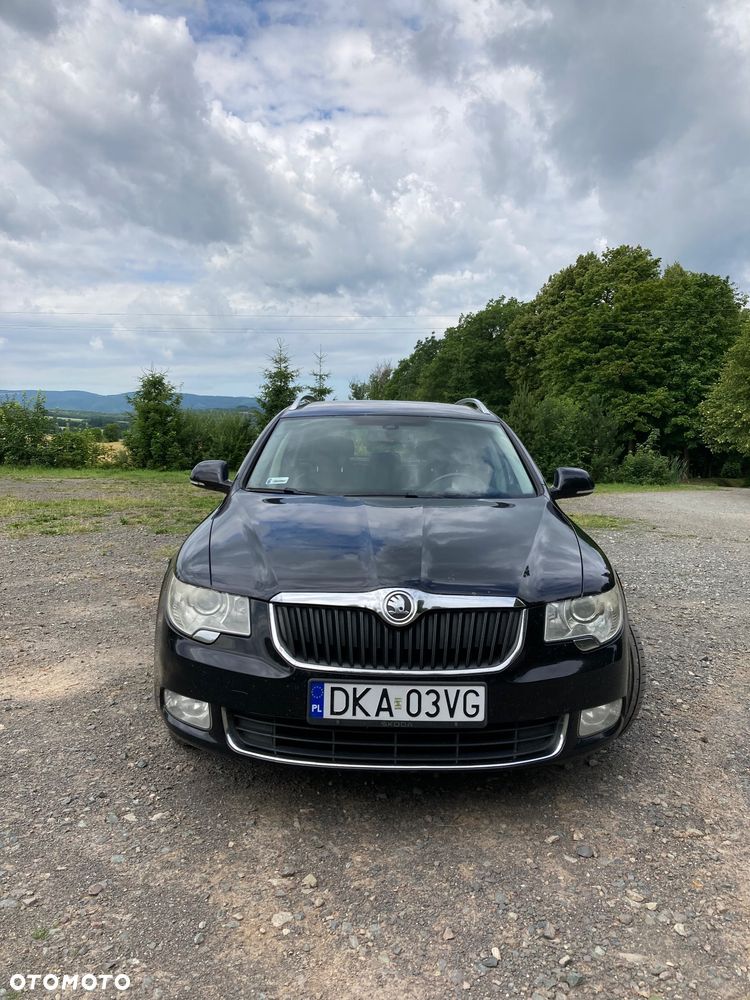 Skoda Superb 2.0 TDI Elegance DSG - 2