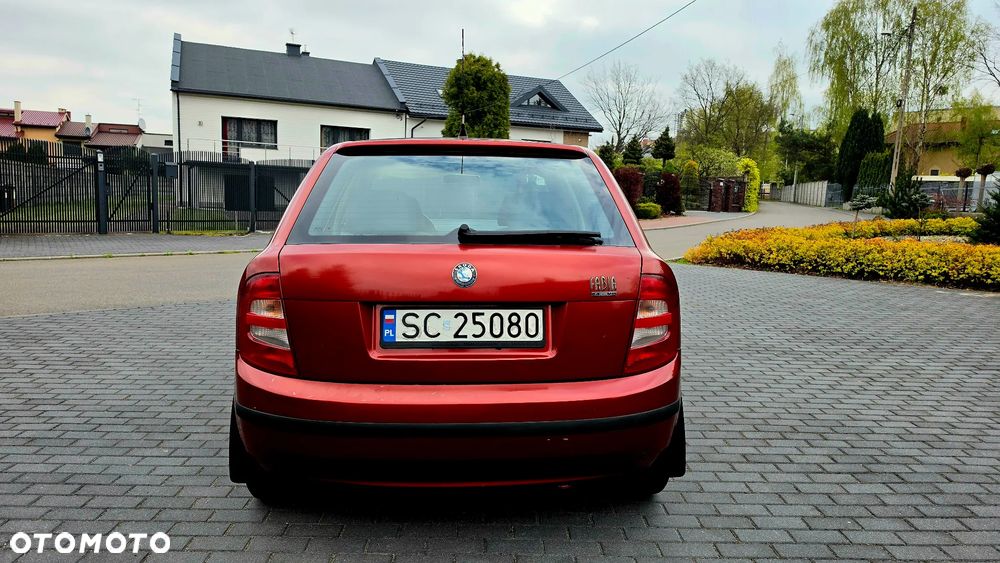 Skoda Fabia - 11